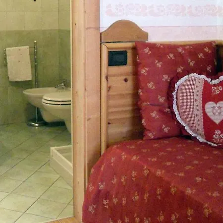 Hotel Garni Salvanel Cavalese Room photo