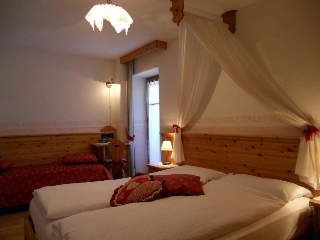 Garni Salvanel 3* Cavalese