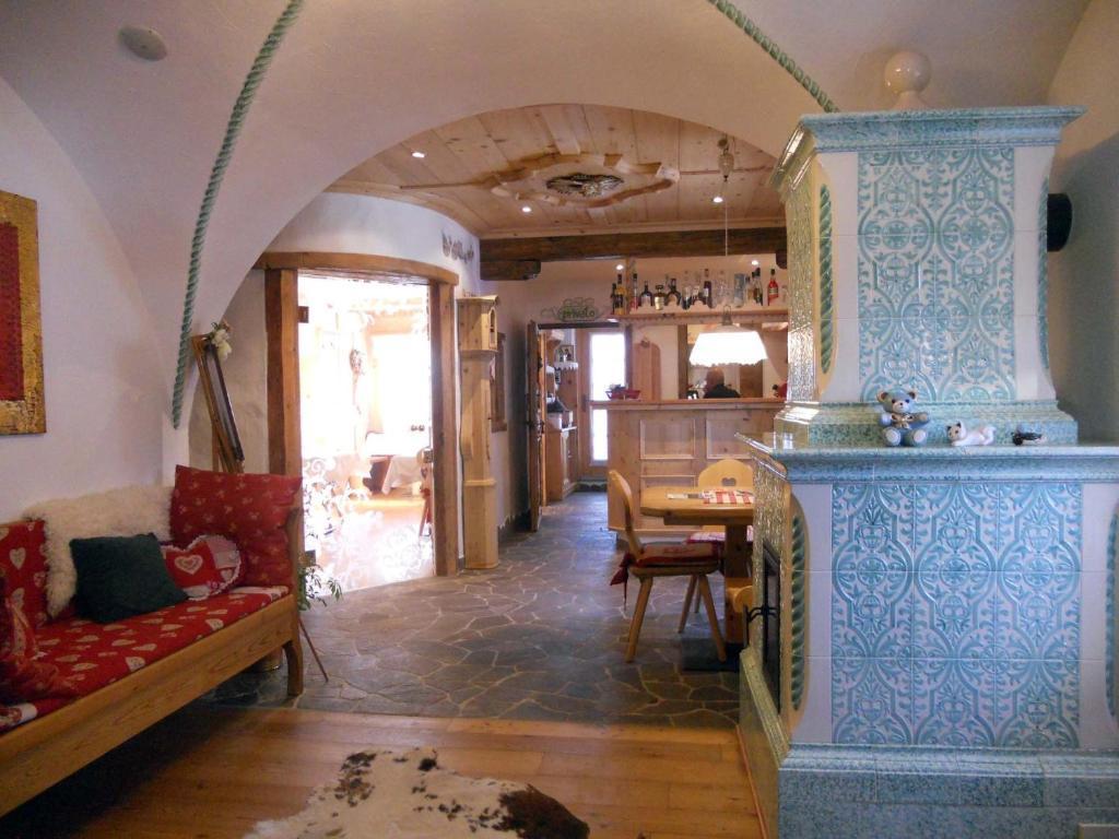 Garni Salvanel Hotel