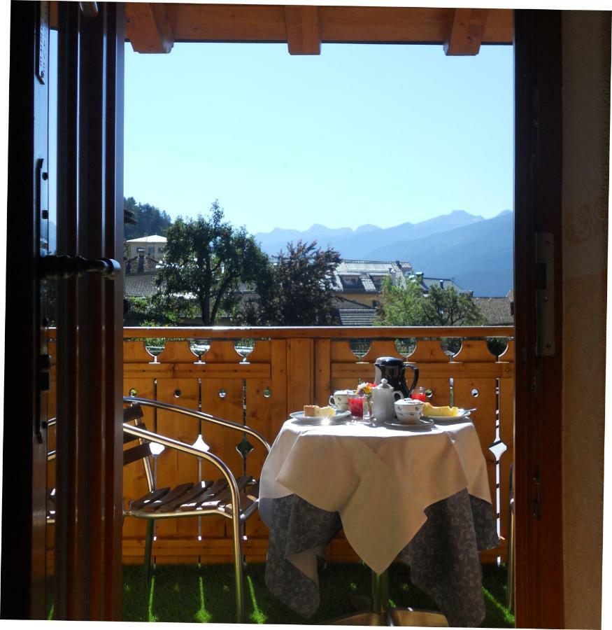 Garni Salvanel Hotel